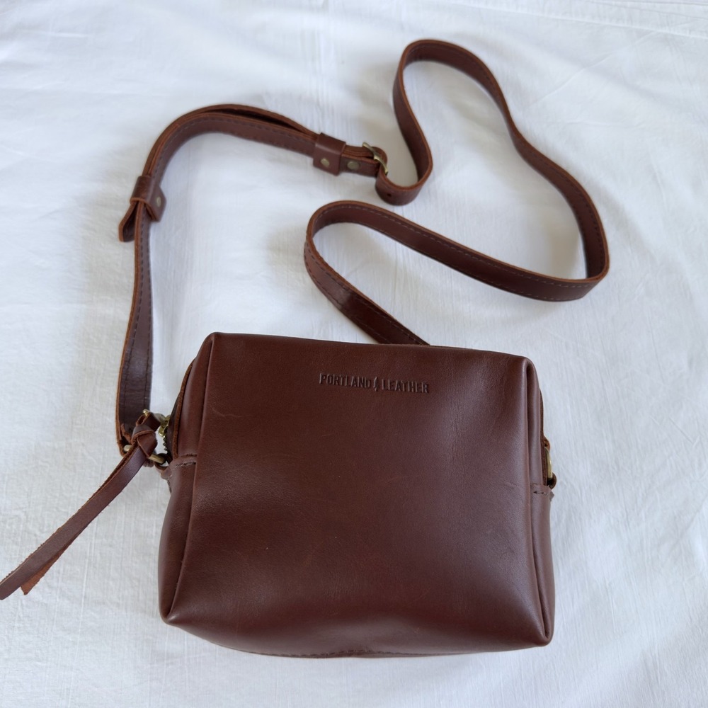 Portland Leather MINI MESA Coldbrew Dark Brown Crossbody Adjustable
